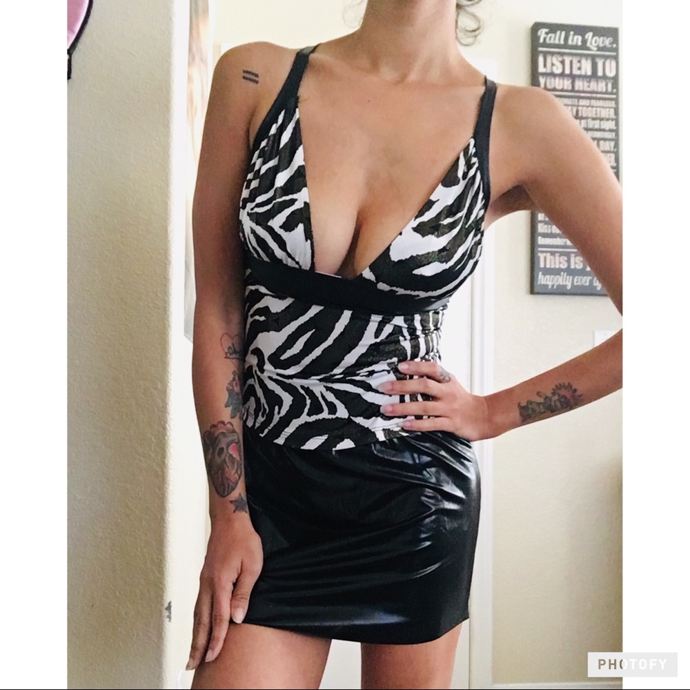 Smooth & Sexy Zebra Top